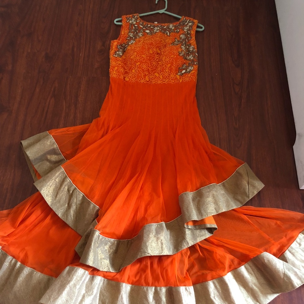 Wedding gown